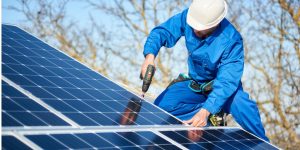 Installation Maintenance Panneaux Solaires Photovoltaïques à Gavray